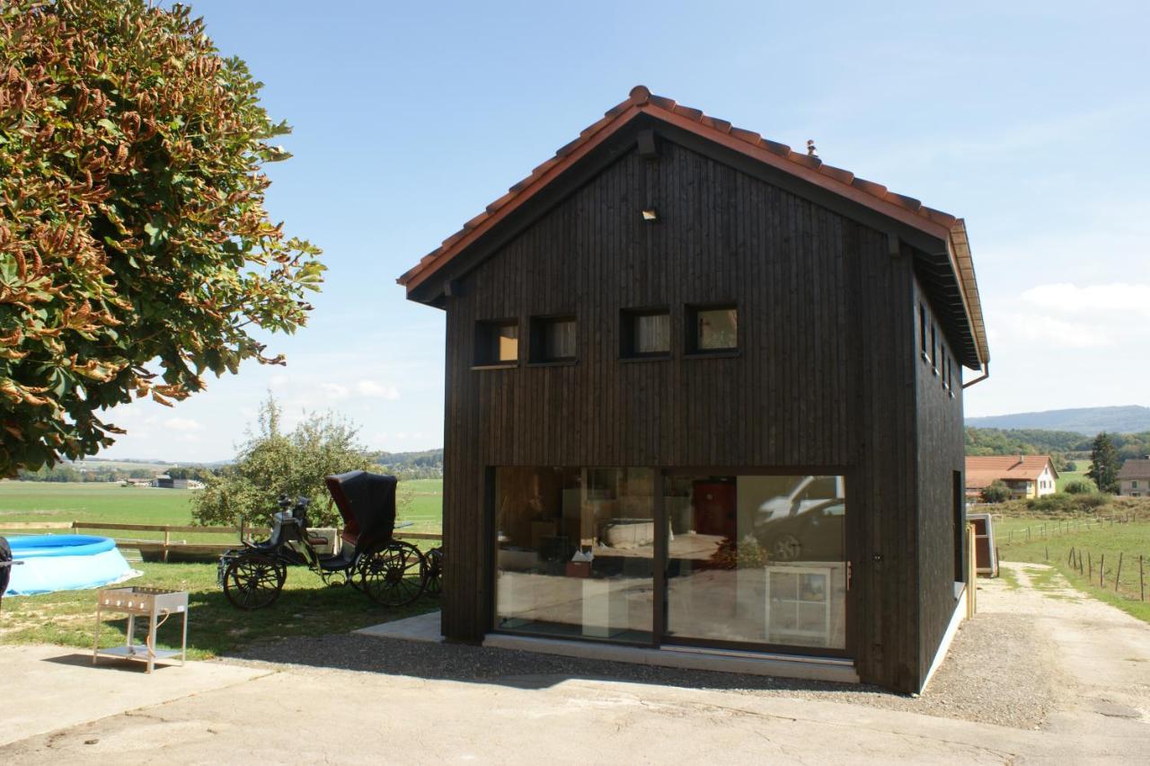 L'hôtât di loup Acomodação com café da manhã Courtedoux Exterior foto